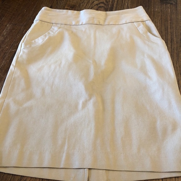 Banana republic khaki skirt size 2 - Picture 1 of 4